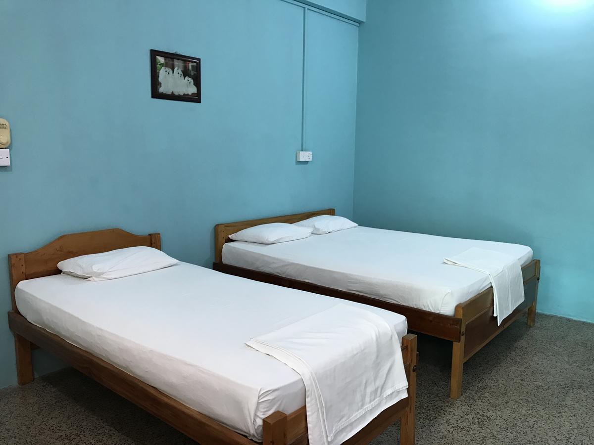 Gnaanams Hotel And Restaurant Джафна Екстериор снимка