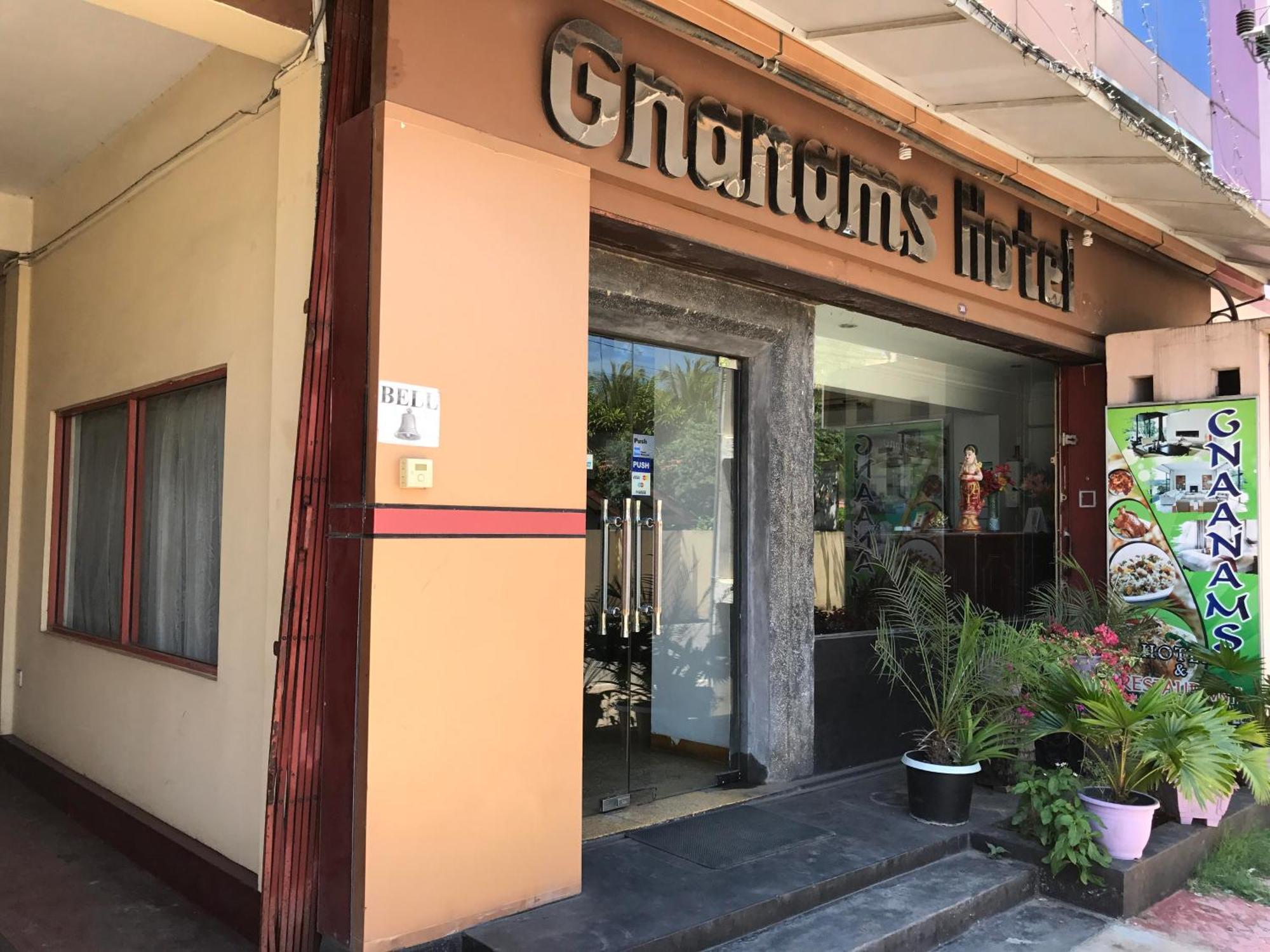 Gnaanams Hotel And Restaurant Джафна Екстериор снимка