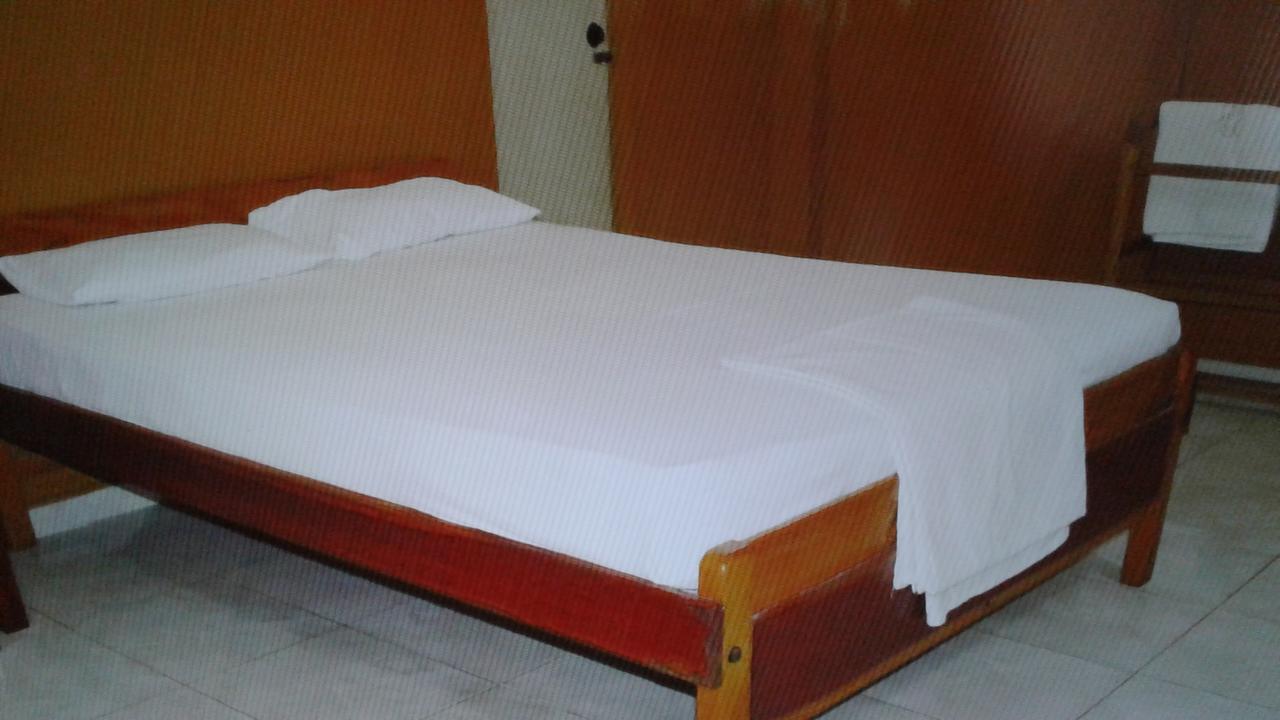 Gnaanams Hotel And Restaurant Джафна Екстериор снимка