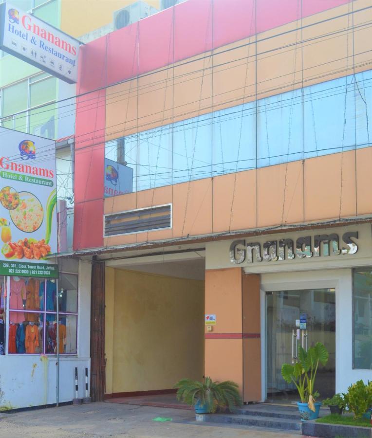 Gnaanams Hotel And Restaurant Джафна Екстериор снимка